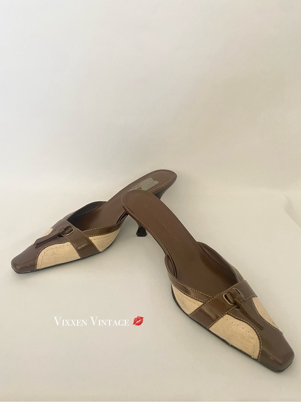 VINTAGE Y2K HILLARD & HANSON 'PARFAIT' POINTED TOE KITTEN HEEL MULES IN BROWN